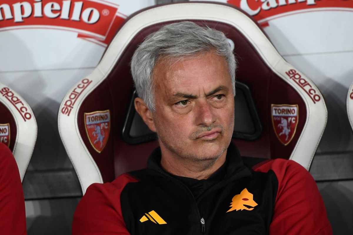 #Mourinhoout in tendenza sui social