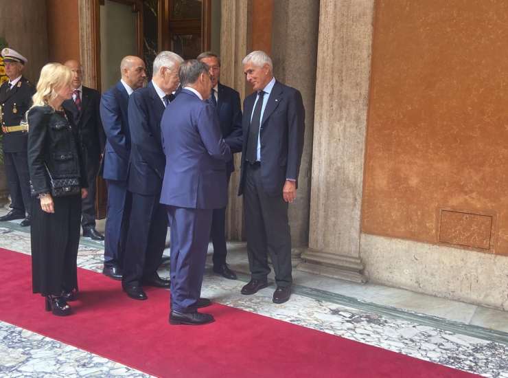 Diretta camera ardente Napolitano