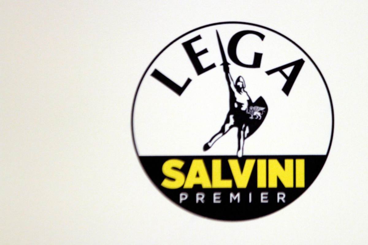 Castelli lascia la Lega