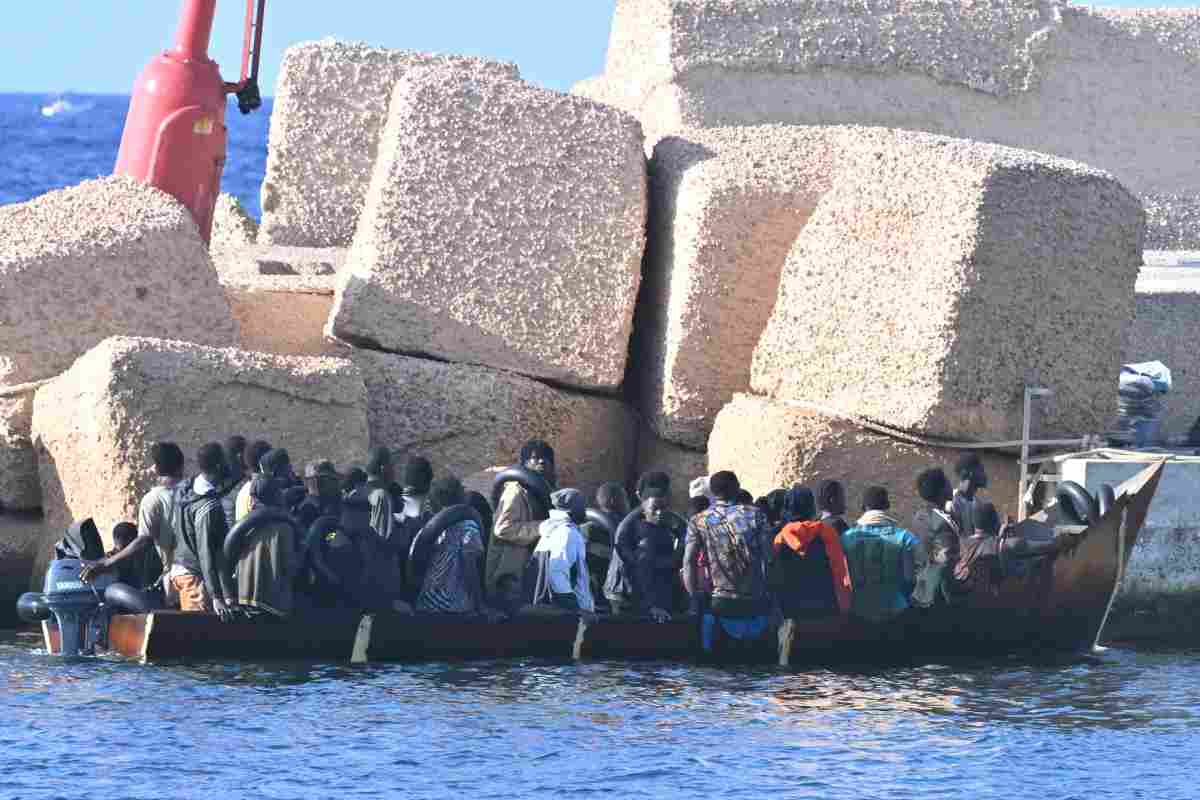 Berlino riattiva accoglienza migranti