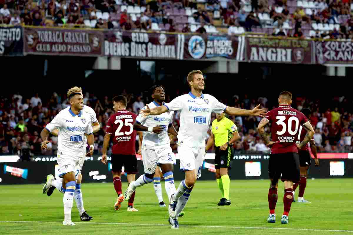 Serie A, la Salernitana blocca il Frosinone: all’Arechi è 1 1