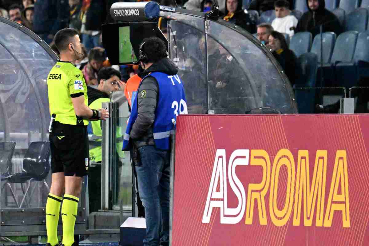 Mai più dubbi sul Var, c’è l’accordo Figc Dazn: i dettagli Mai più dubbi sul Var, c’è l’accordo Figc Dazn: i dettagli