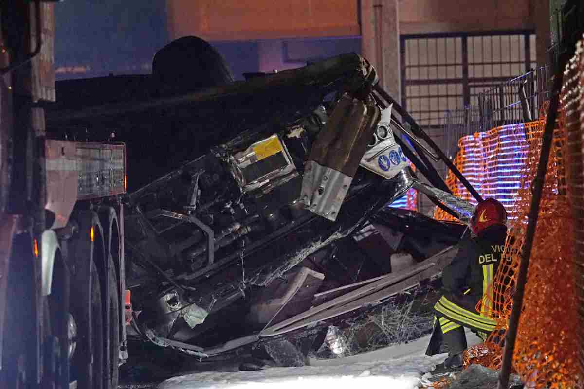 Tragedia Mestre, si indaga sulle cause dell’incidente: tutte le ipotesi Tragedia Mestre, si indaga sulle cause dell’incidente: tutte le ipotesi