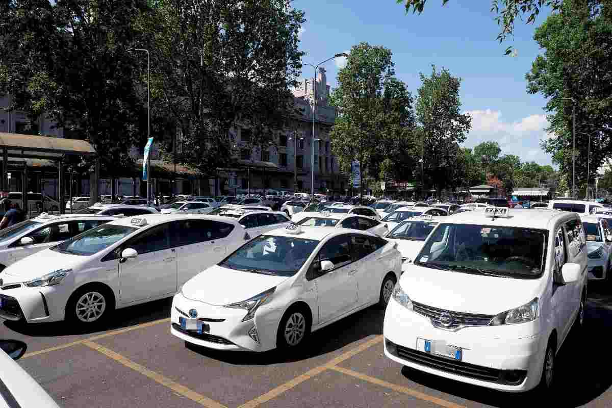 Nuove licenze taxi scontro Governo Campidoglio