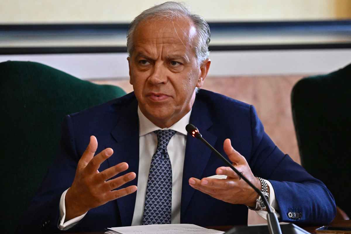 Intervista Piantedosi Avvenire