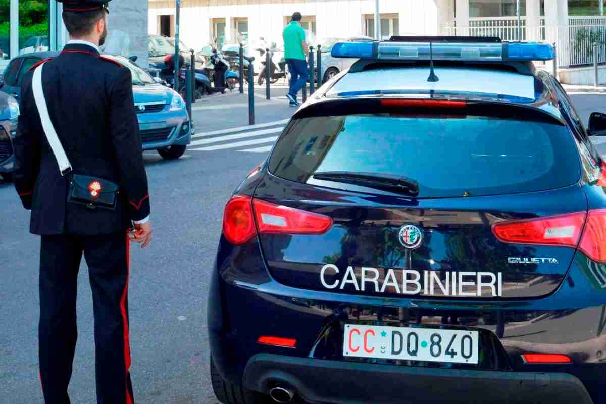Carabinieri blitz antidroga