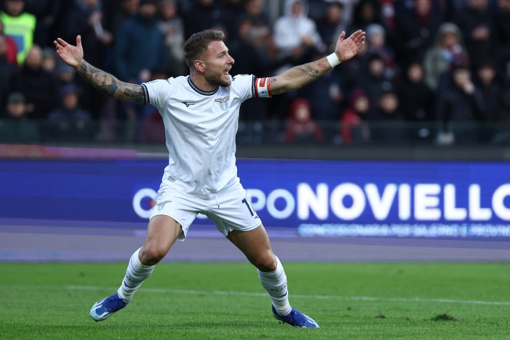 Immobile dalla panchina 
