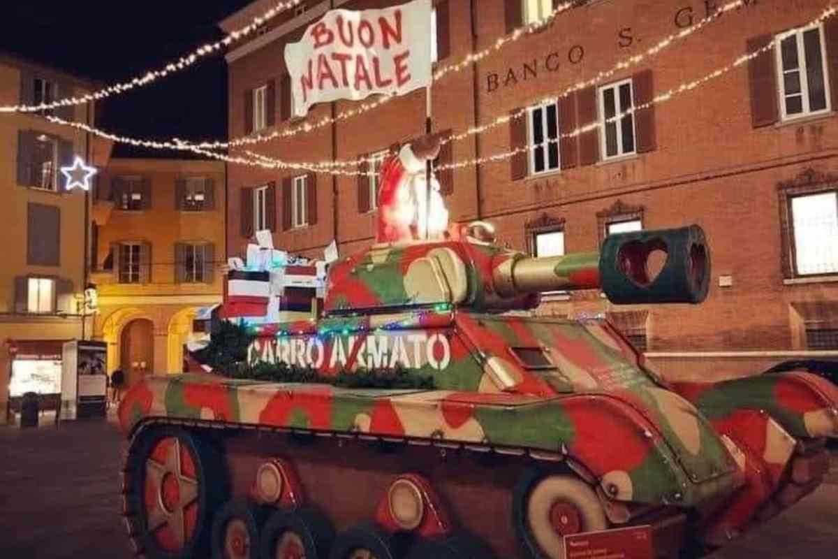 Distrutta l'opera a Modena