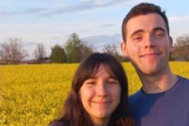 Turetta esce da isolamento per seguire funerali tv