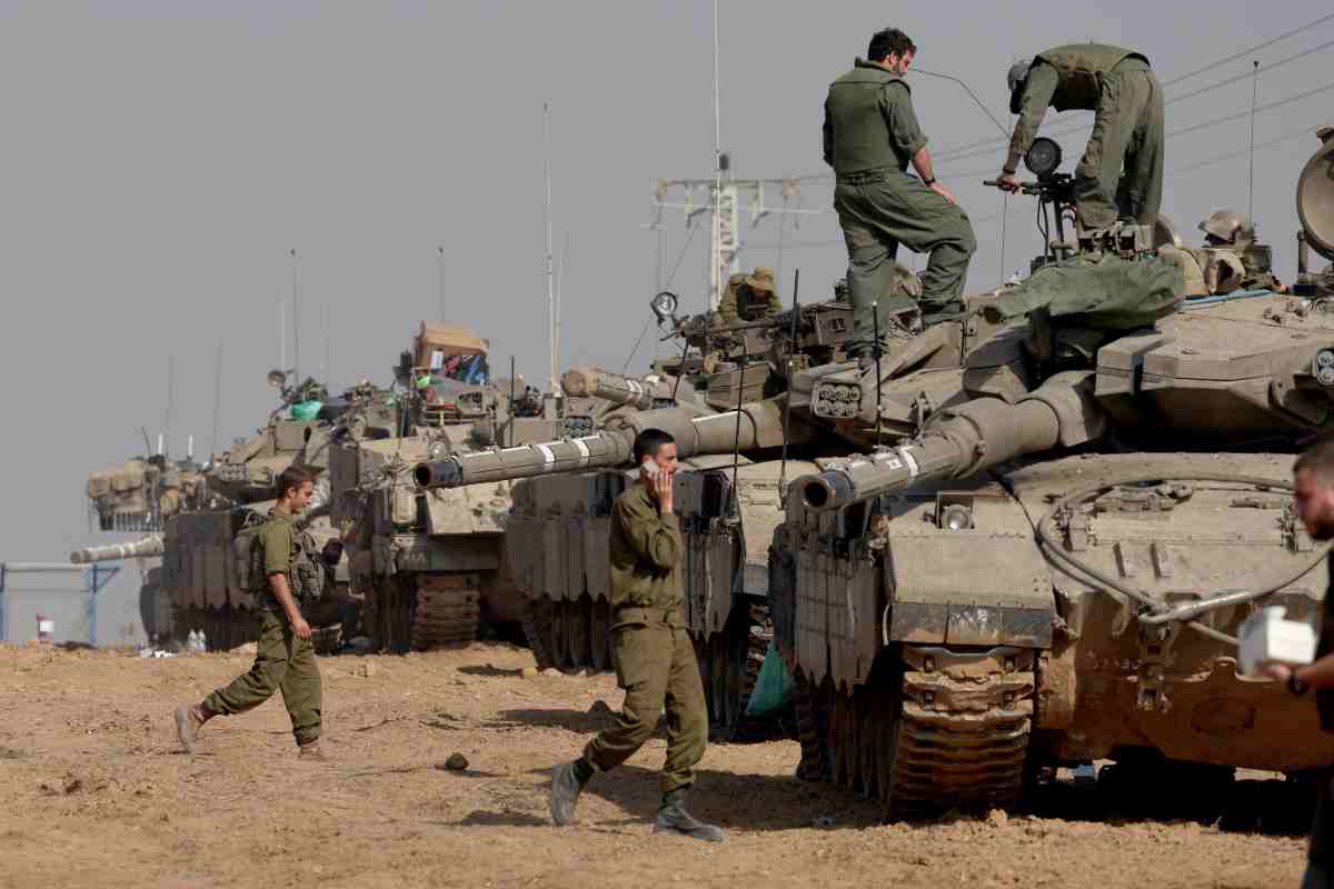 DIRETTA Israele, esercito entra con carri armati a Khan Yunis