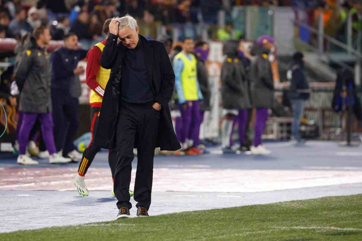 Mourinho silenzio stampa