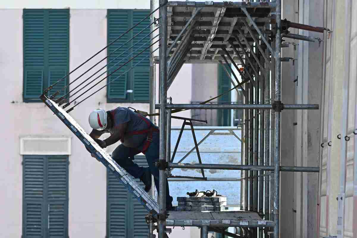 Scende il tasso di disoccupazione