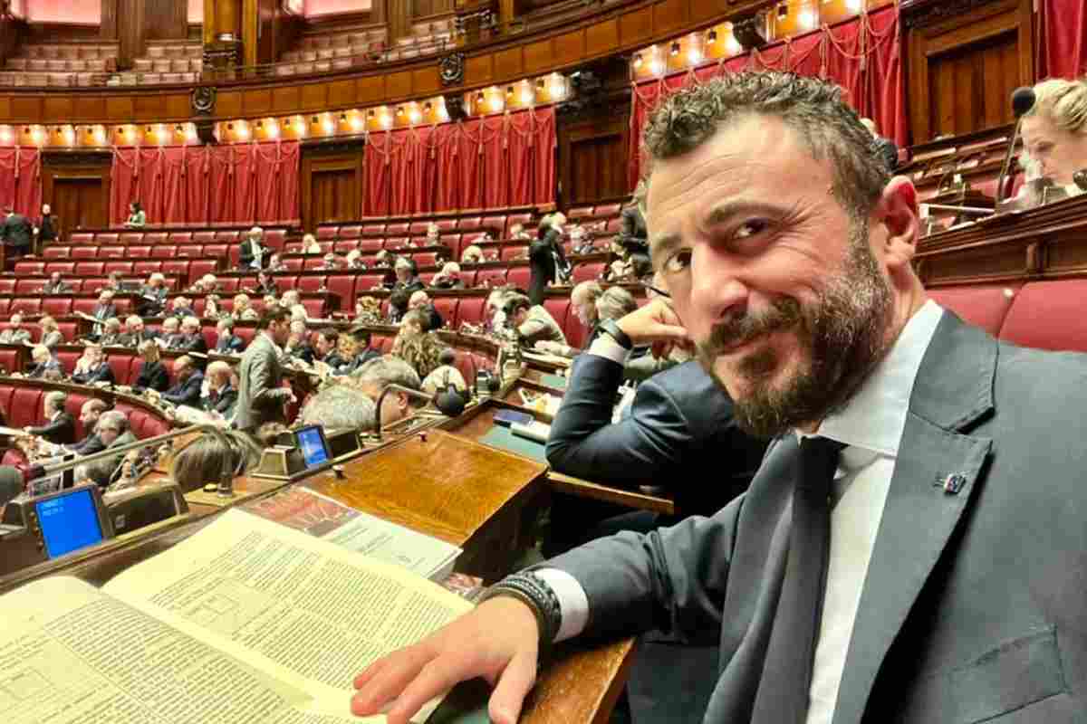 Pozzolo riappare in Parlamento