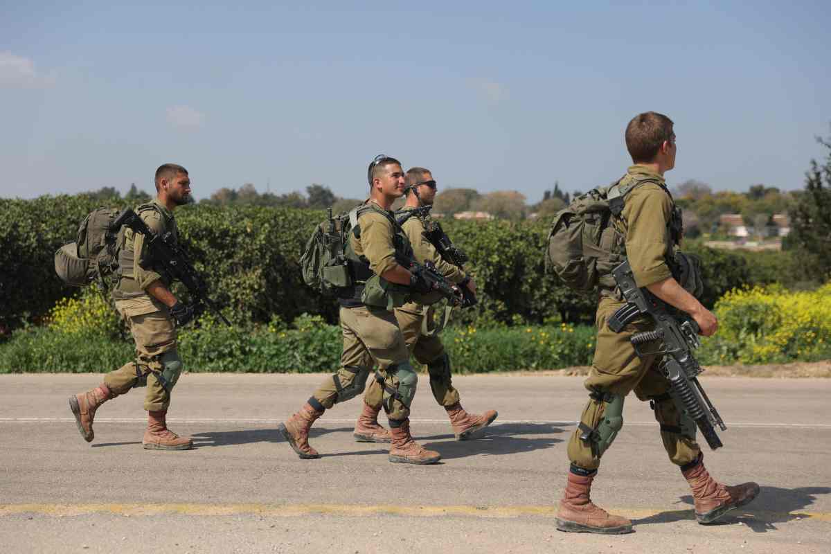 DIRETTA Israele, attacco a profughi: Hamas minaccia di far saltare negoziati