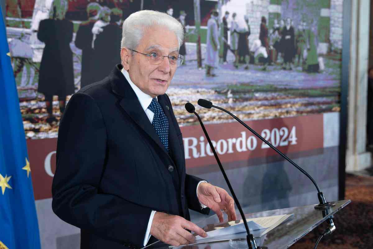 Mattarella onorificenze impegno civile