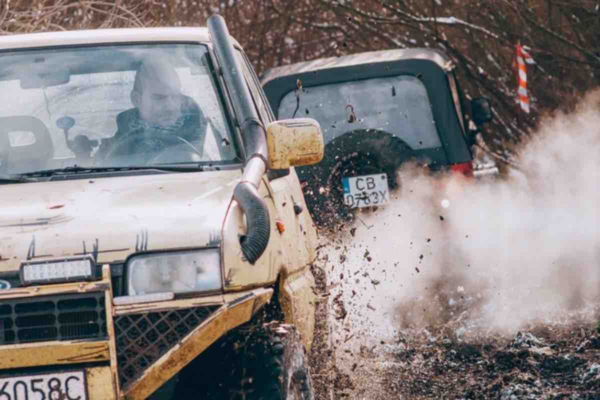 Gara di rally: morte due persone in macchina