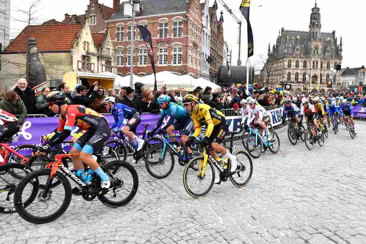 Van der Poel senza rivali al Fiandre L’Italia ritrova il podio