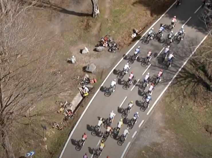 Caduta Giro Paesi Bassi