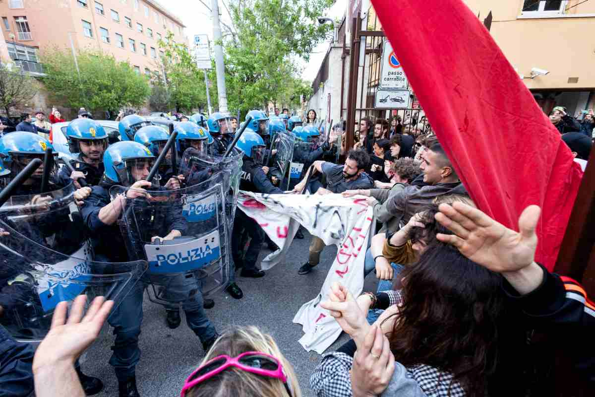 Scontri a La Sapienza