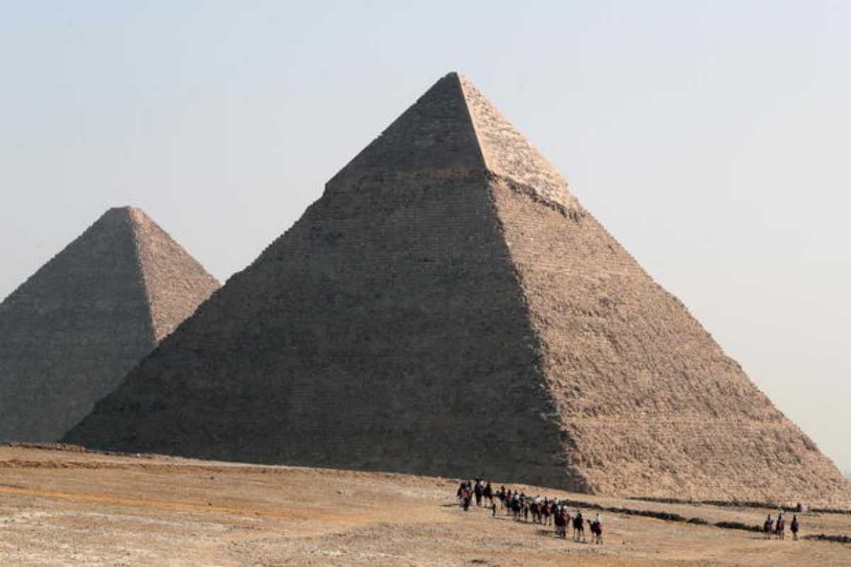 Trovato locale vicino a piramide di Cheope