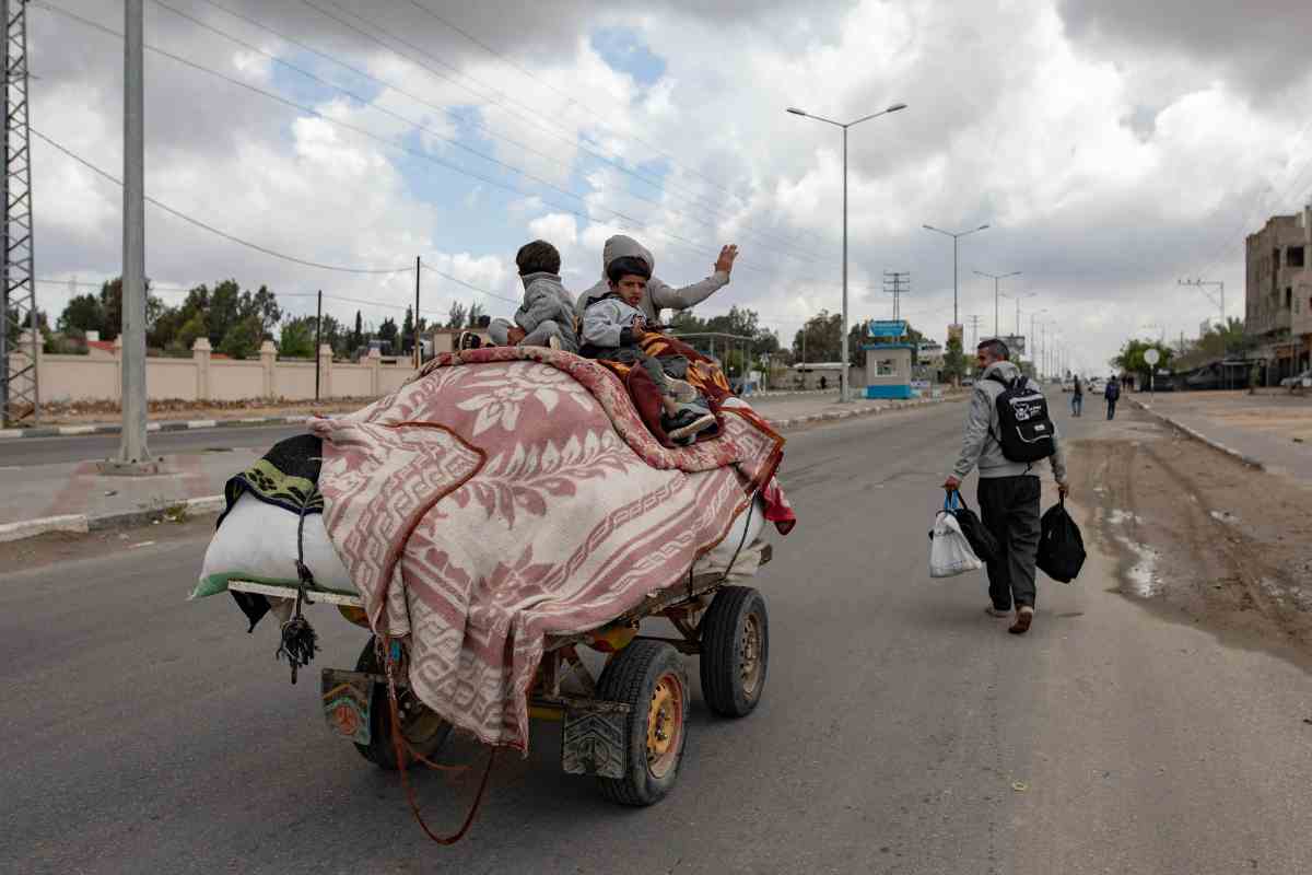 DIRETTA Israele, Idf: “Preso controllo valico di Rafah”