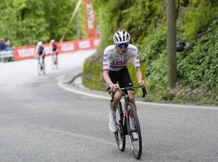 Pogacar vince la seconda tappa del Giro d'Italia