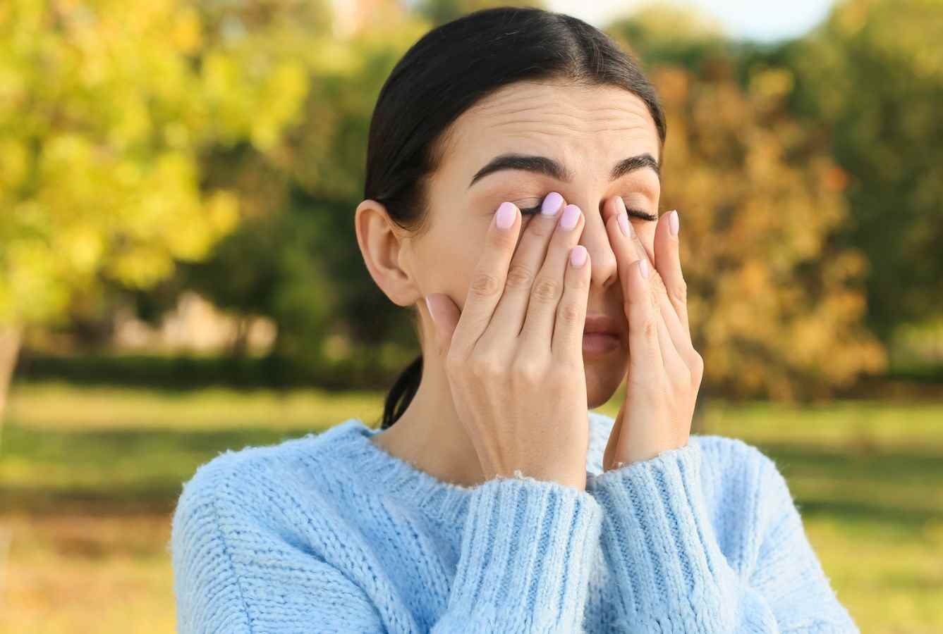 Allergie, sono loro i nemici della pelle durante la bella stagione