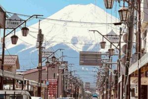 Lo schermo anti turisti sul Monte Juji non funziona