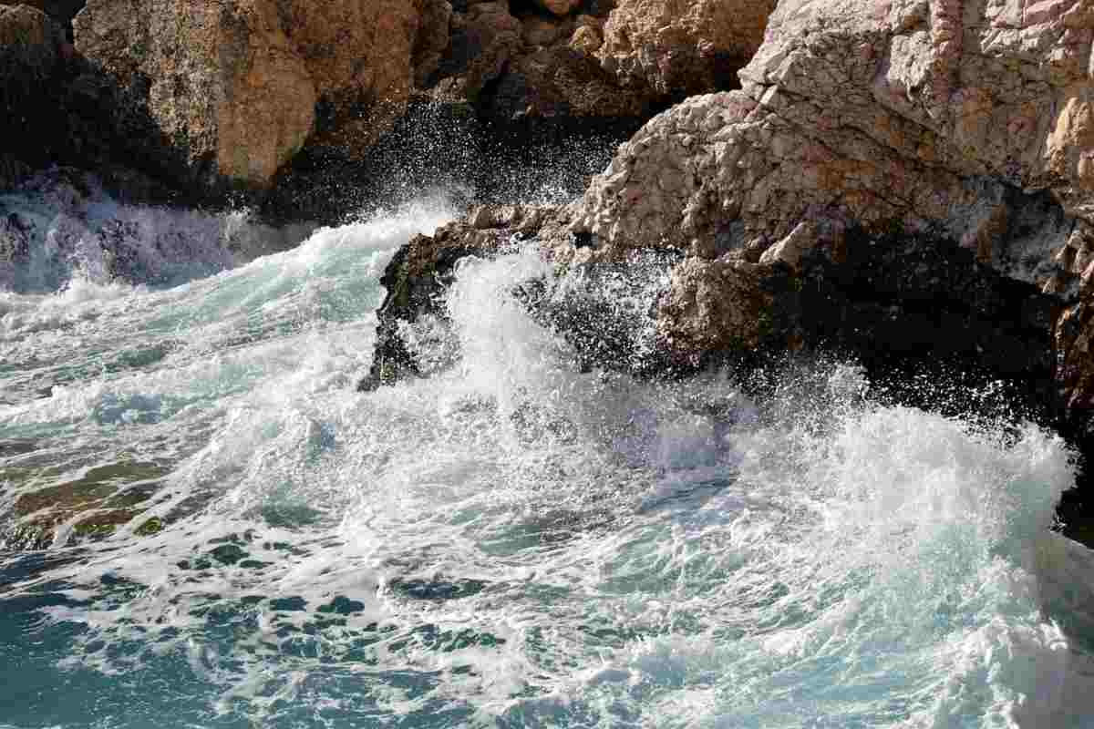 Annegato mentre faceva il bagno in Thailandia: è la quinta vittima nelle ultime due settimane