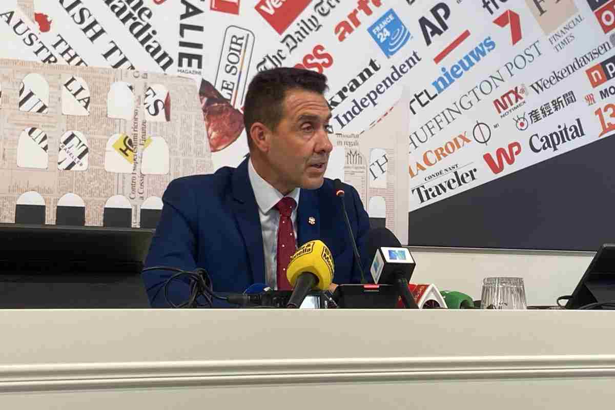 Vannacci conferenza stampa