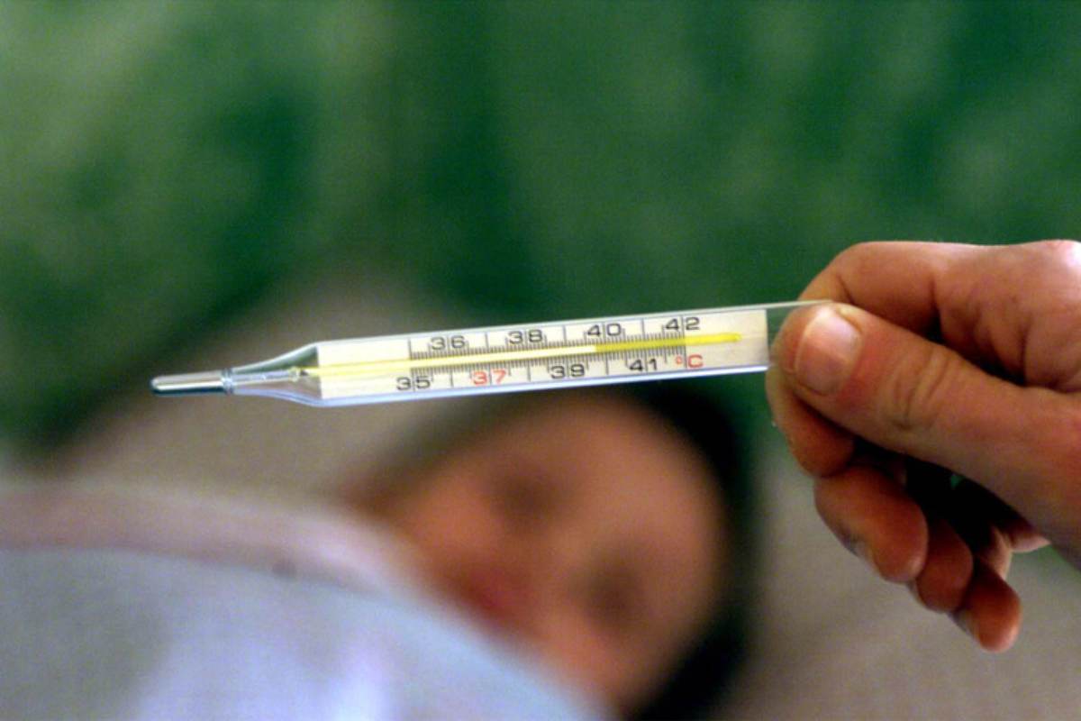 Covid: 'boom febbre e mal di gola insolito per stagione'