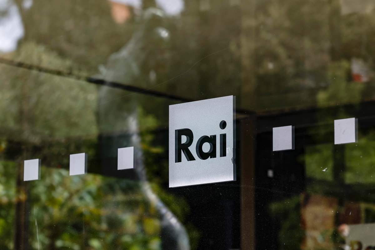 Rai, il conduttore lascia all'improvviso