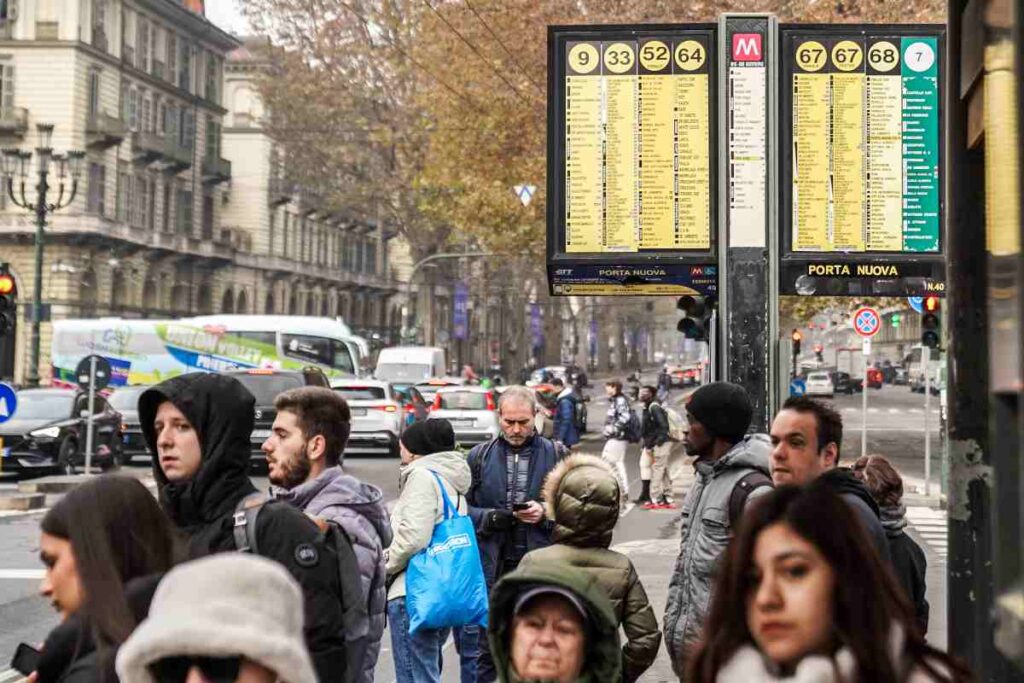 Sciopero 10 gennaio 2025, a rischio treni e trasporto pubblico tutti i