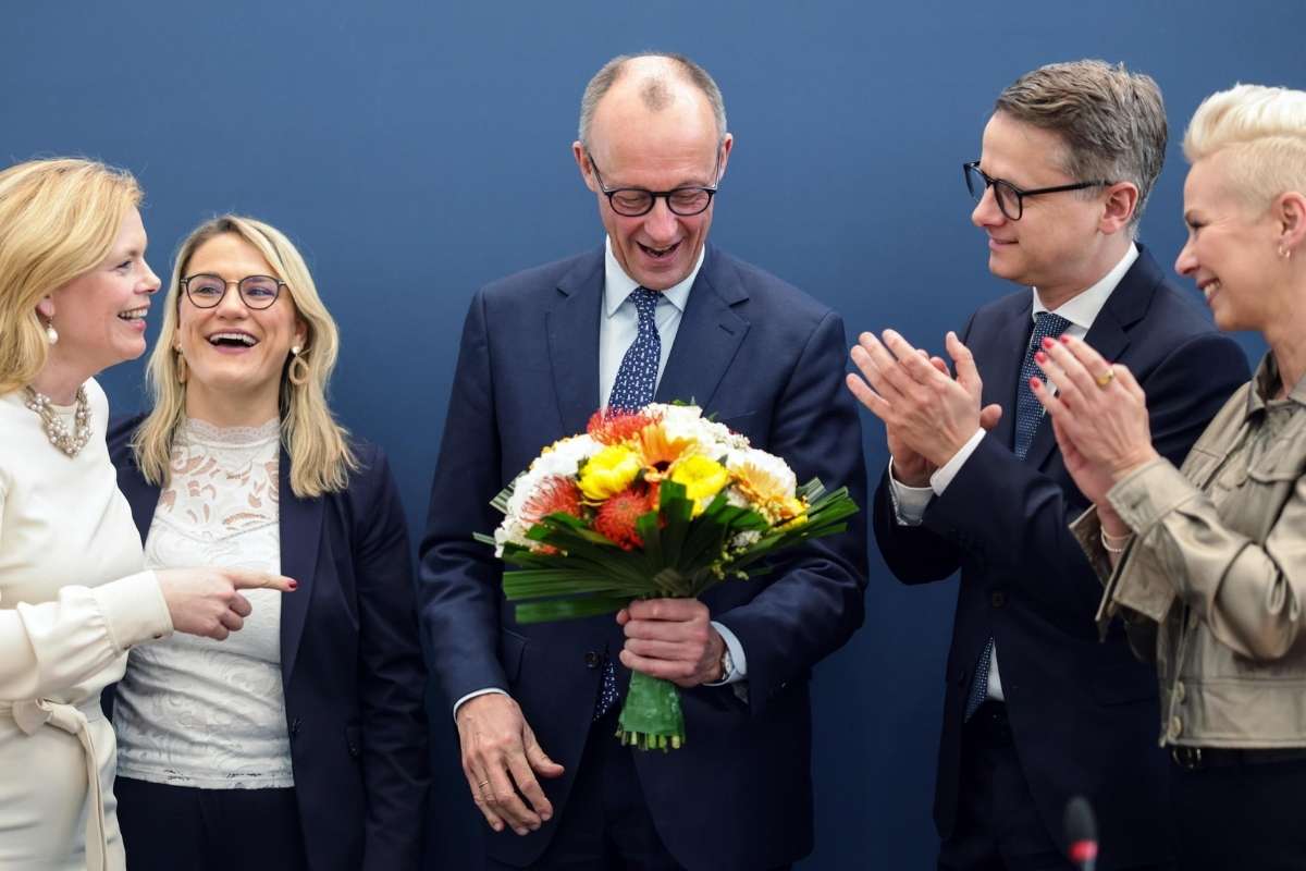 Friedrich Merz festeggia la vittoria alle elezioni