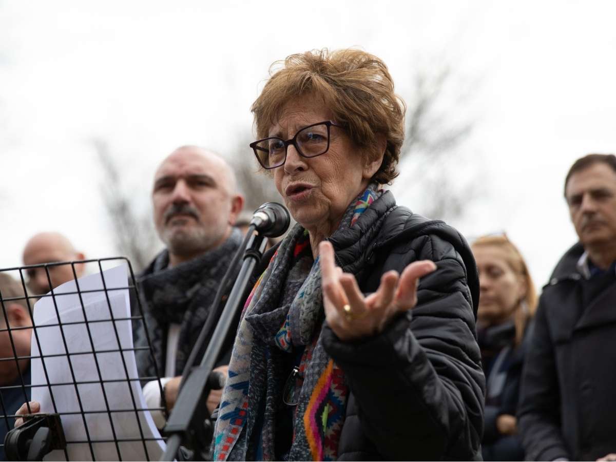 Daria Bonfietti durante la manifestazione contro l'archiviazione delle inchieste sulla strage di Ustica