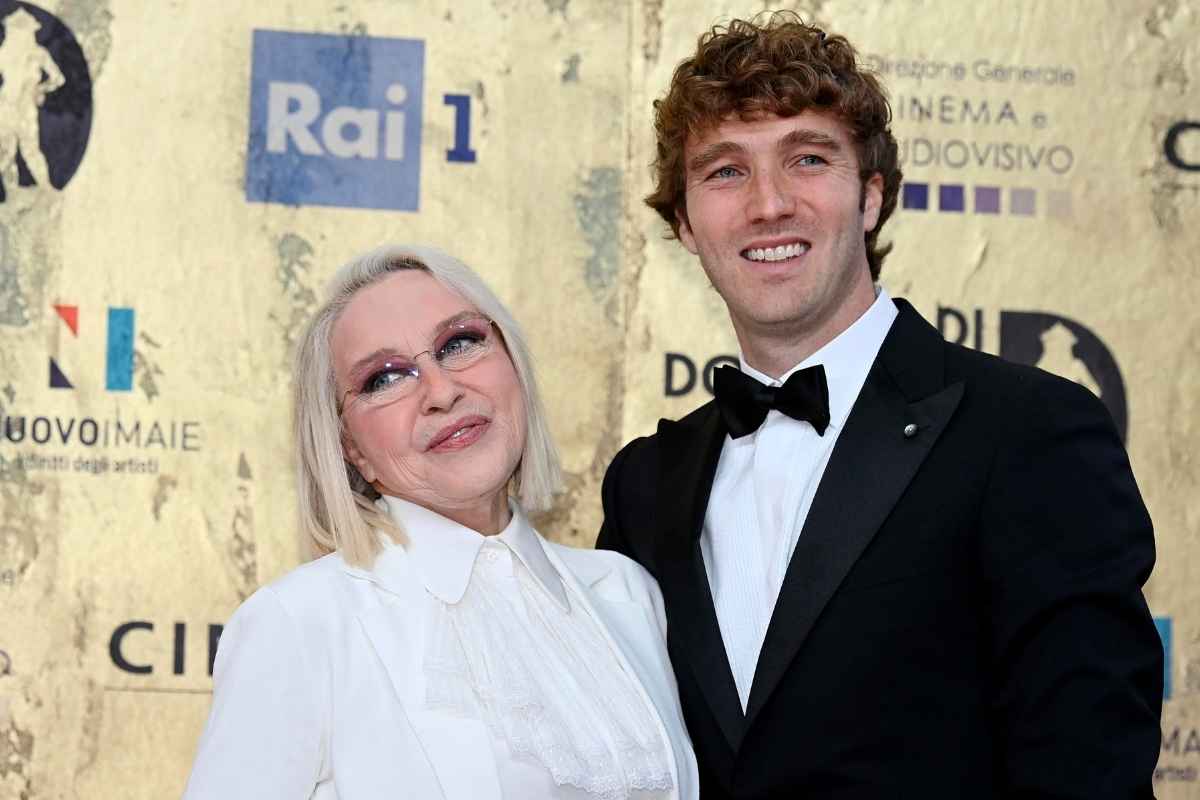 Eleonora Giorgi con il figlio Paolo ai David di Donatello 2024