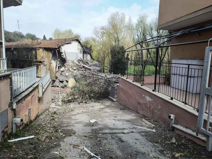 Esplosione palazzina Monteverde a Roma