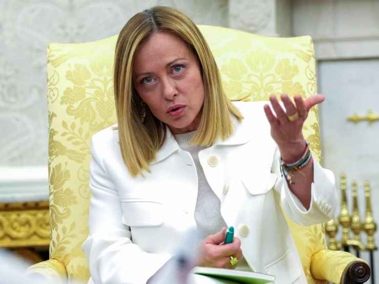 Giorgia Meloni nello Studio ovale