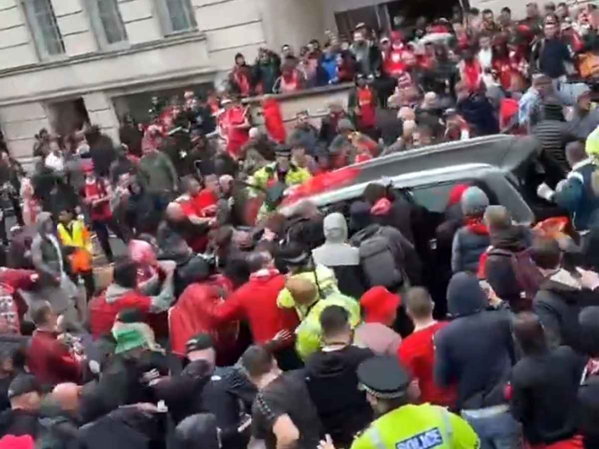 Auto folla Liverpool