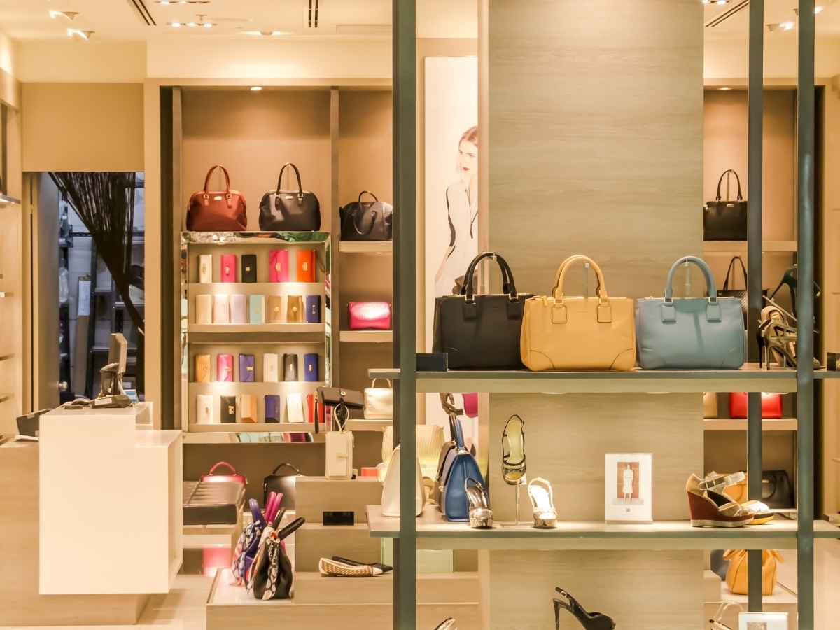 Hai comprato da Notizie.com hai comprato borse firmate ecco perché potrebbero essere false e quali brand devi controllare l italia crocevia della contraffazione