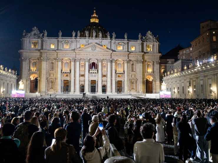 Fedeli piazza San Pietro