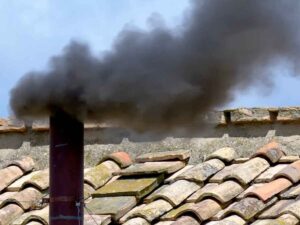 Fumata nera secondo giorno conclave mattina