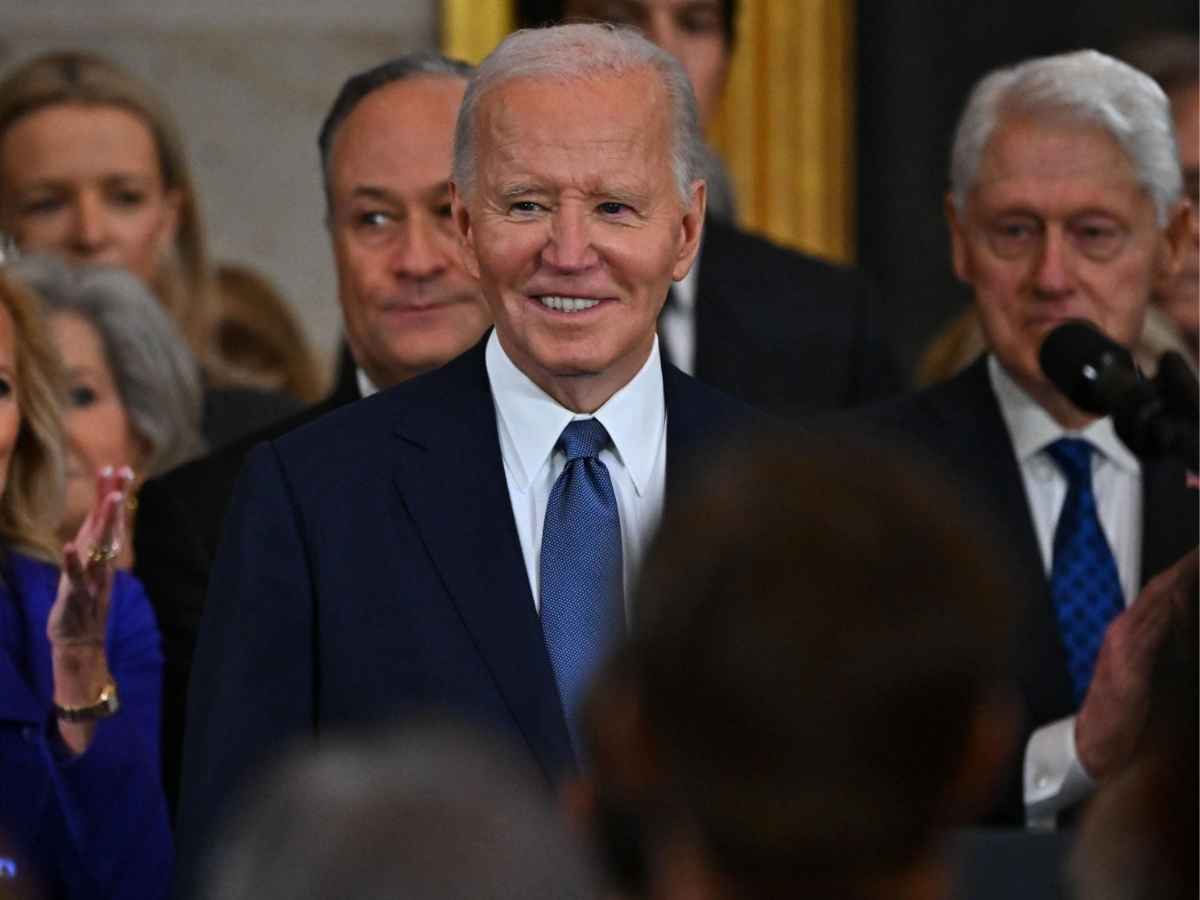 L’ex presidente Usa Joe Biden è gravemente malato, la conferma dello staff: la reazione del tycoon Donald Trump L’ex presidente Usa Joe Biden è gravemente malato, la conferma dello staff: la reazione del tycoon Donald Trump