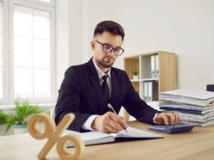 Lavoro funzionario Agenzia delle Entrate
