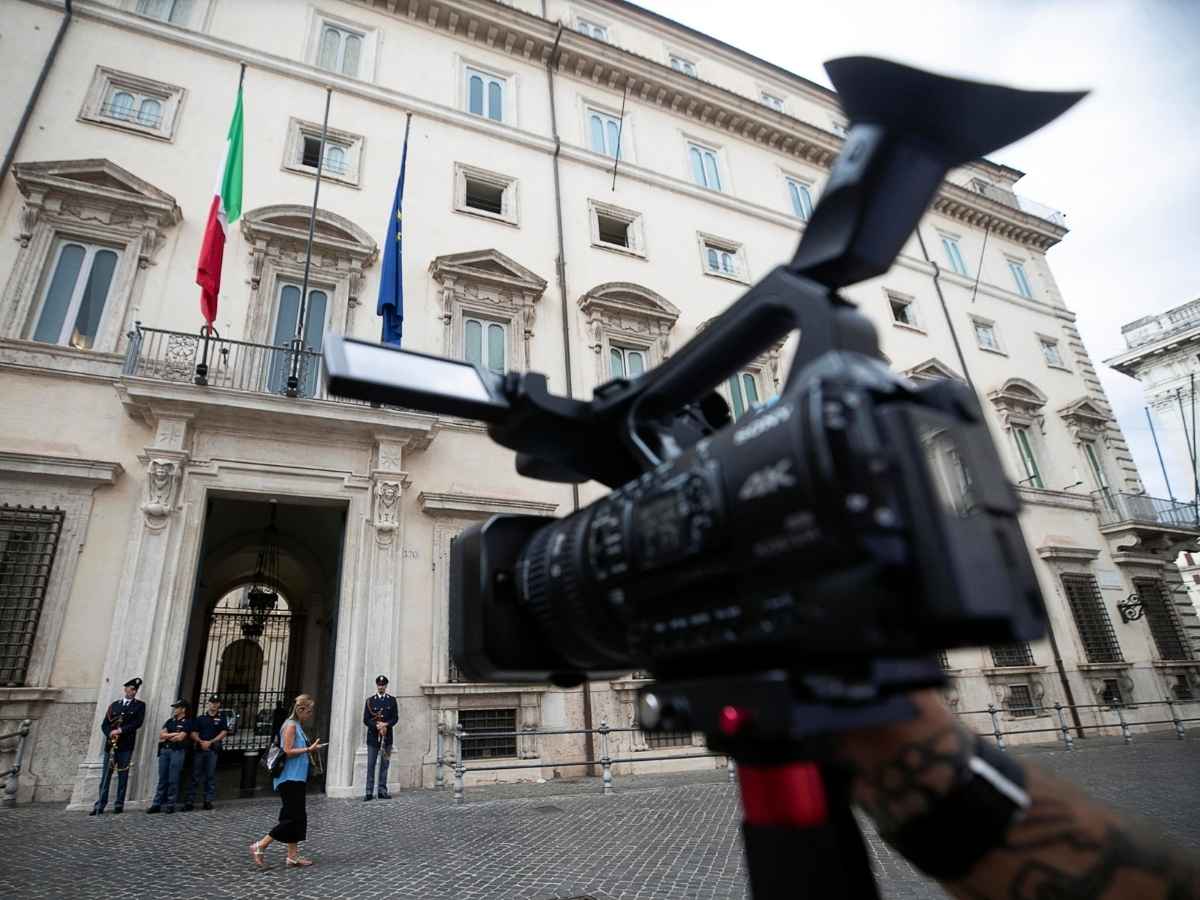 Fine vita, “la legge spetta al Parlamento”: perché il governo ha impugnato il provvedimento della Toscana Fine vita, “la legge spetta al Parlamento”: perché il governo ha impugnato il provvedimento della Toscana