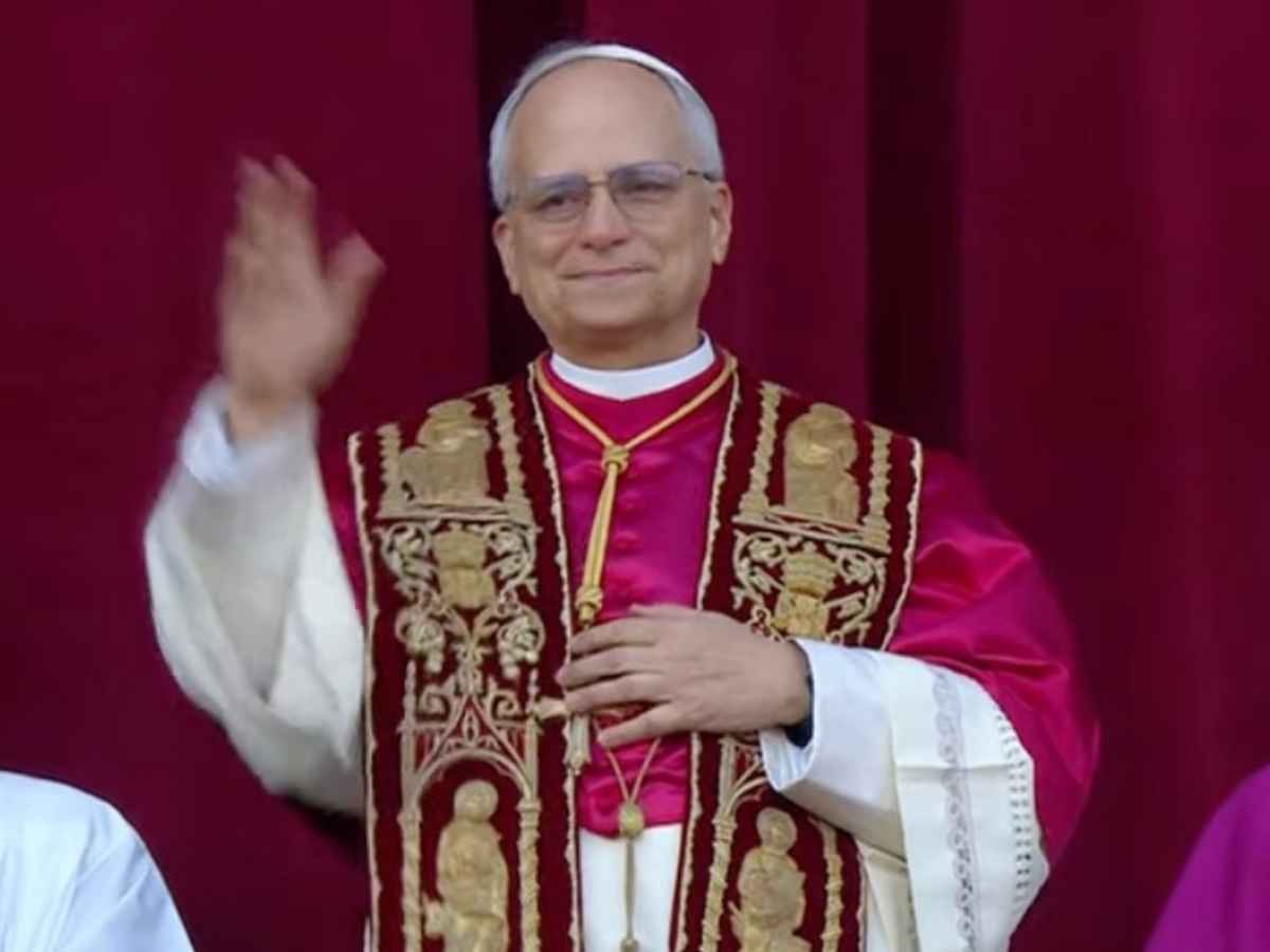 Chi Robert da Notizie.com chi è robert francis prevost il 267esimo pontefice della chiesa è leone xiv sia una pace disarmata e disarmante il male non prevarrà