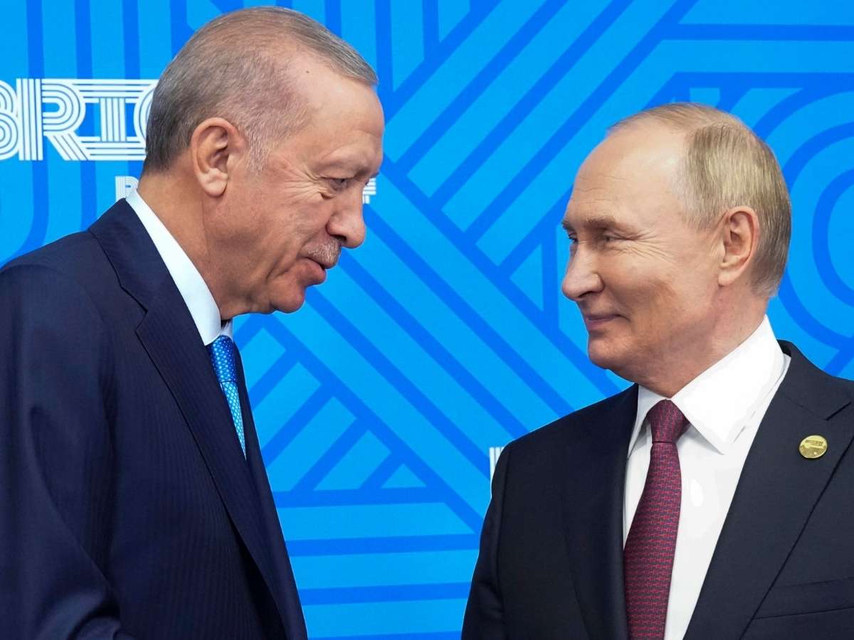 Perché Putin ha deciso di rivolgersi all’amico rivale Erdogan per i negoziati con Zelensky? Perché Putin ha deciso di rivolgersi all’amico rivale Erdogan per i negoziati con Zelensky?