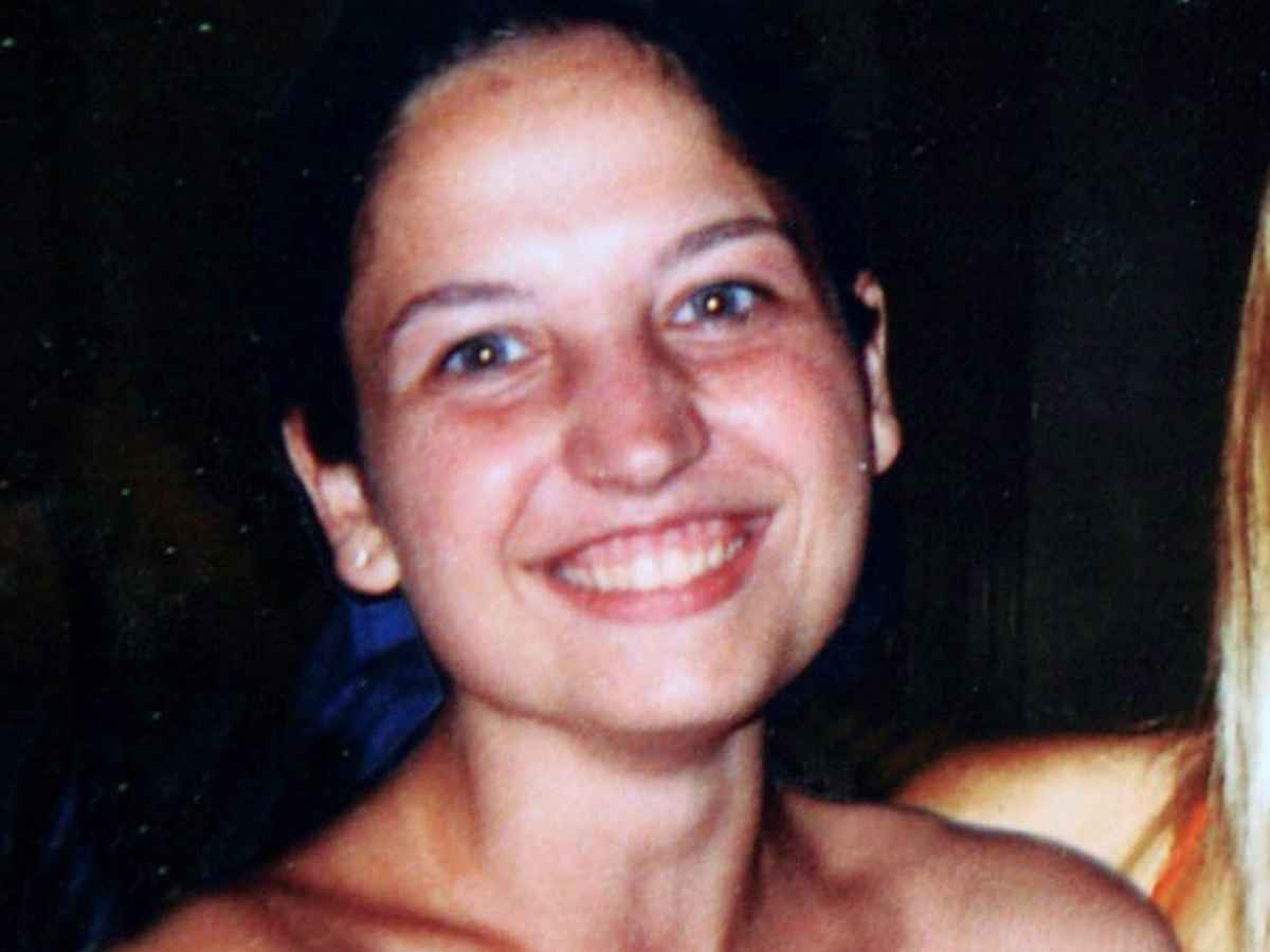 Garlasco, ecco perché Chiara Poggi si documentava su abusi e casi di pedofilia: il mistero della chiavetta usb mai esaminata Garlasco, ecco perché Chiara Poggi si documentava su abusi e casi di pedofilia: il mistero della chiavetta usb mai esaminata