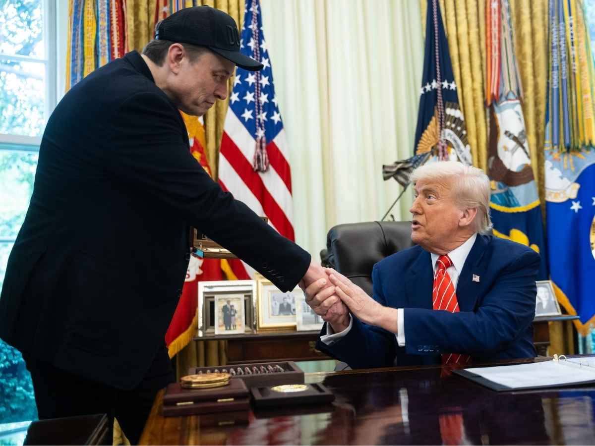 C’erano una volta Donald Trump e Elon Musk, cosa c’è dietro il durissimo scontro tra i due ex amici inseparabili C’erano una volta Donald Trump e Elon Musk, cosa c’è dietro il durissimo scontro tra i due ex amici inseparabili