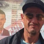 Sullo sfondo il passaporto di Rexal Ford, in primo piano una foto di Francis Kaufmann